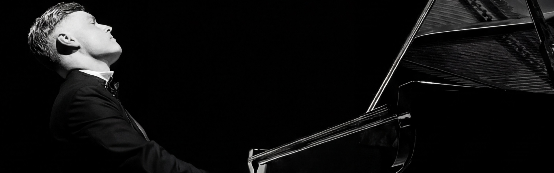 Juan Rezzuto (piano)